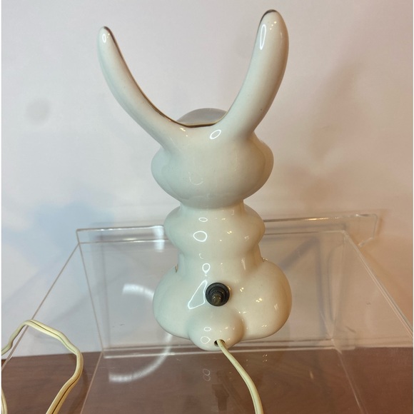 Vintage MCM Porcelain Bunny Rabbit w/ BowTie Children’s Night Light, White/Gold - Picture 7 of 9